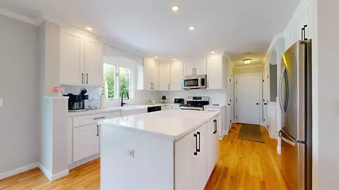 Kitchen - 194 Harte Cir, Williston, VT 05495 photo 1 of 4