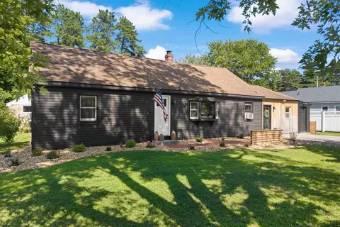 17 Allard St, Concord, NH 03301