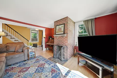 Living - 45 Oak St, Dover, NH 03820 photo 2 of 4