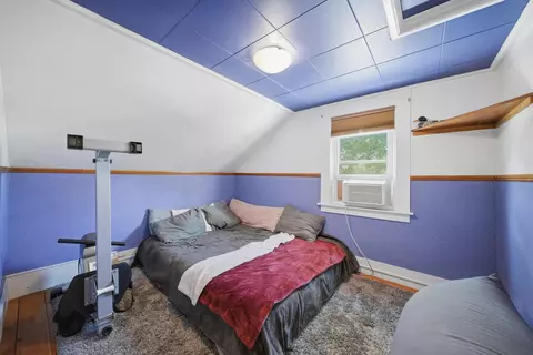 Bedroom - 45 Oak St, Dover, NH 03820 photo 6 of 8