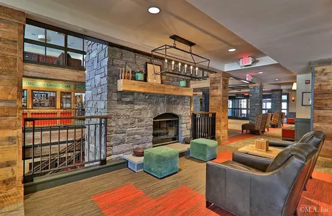 Living - 228 E Mountain Rd #L GRAND HOTEL 169/171 I (PAS, Killington, VT 05751 photo 3 of 10
