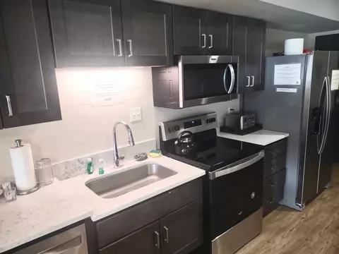 Kitchen - 228 E Mountain Rd #L GRAND HOTEL 169/171 I (PAS, Killington, VT 05751 photo 2 of 2