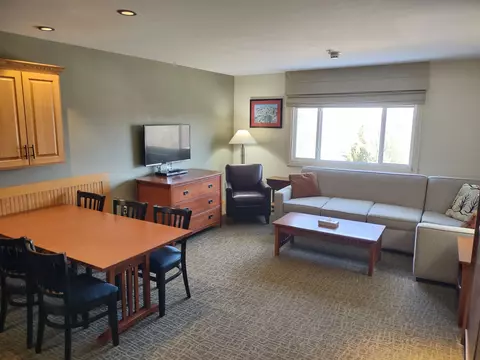 Living - 228 E Mountain Rd #L GRAND HOTEL 169/171 I (PAS, Killington, VT 05751 photo 6 of 10