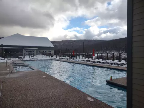 Exterior - 228 E Mountain Rd #L GRAND HOTEL 169/171 I (PAS, Killington, VT 05751 photo 6 of 7