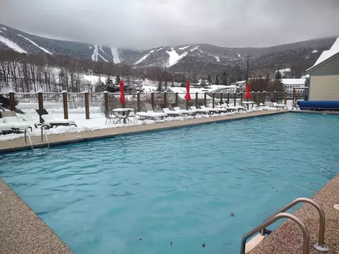 Exterior - 228 E Mountain Rd #L GRAND HOTEL 169/171 I (PAS, Killington, VT 05751 photo 4 of 7