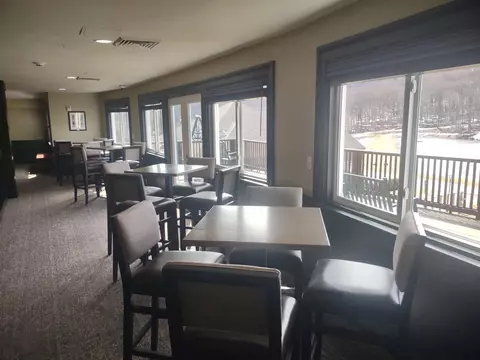 Dining - 228 E Mountain Rd #L GRAND HOTEL 169/171 I (PAS, Killington, VT 05751 photo 5 of 5
