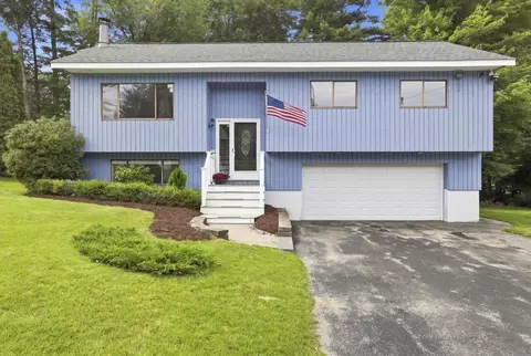19 Cimmarron Dr, Nashua, NH 03062