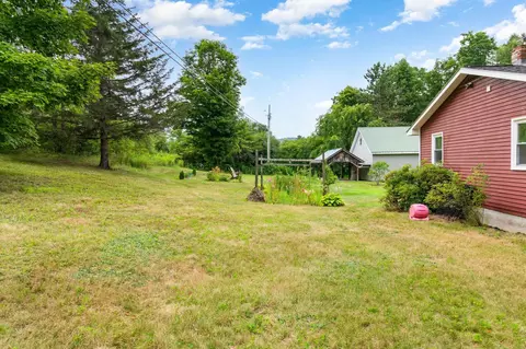 Exterior - 207 Lee River Rd, Jericho, VT 05465 photo 6 of 11
