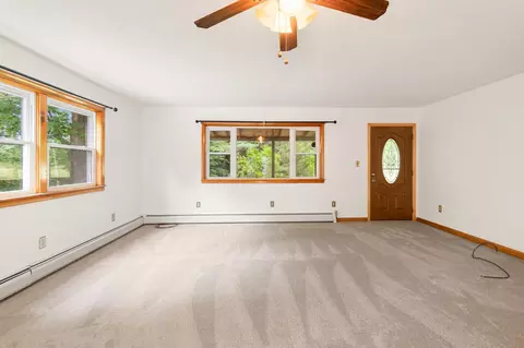 Living - 207 Lee River Rd, Jericho, VT 05465 photo 4 of 5