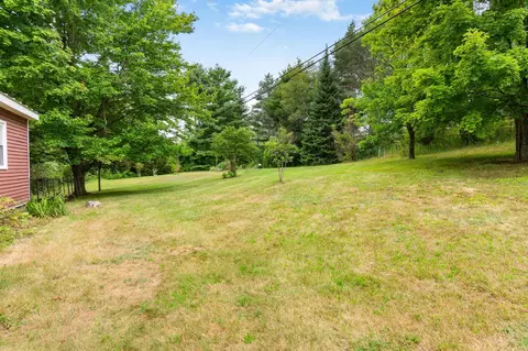 Exterior - 207 Lee River Rd, Jericho, VT 05465 photo 5 of 11