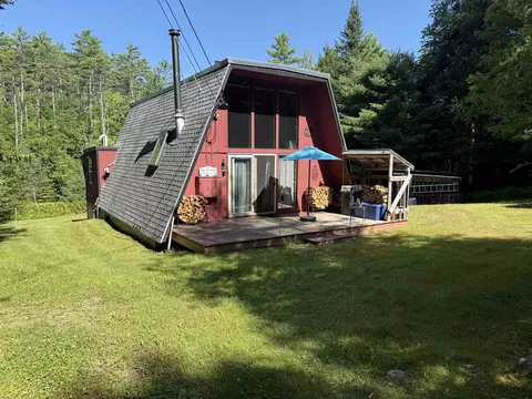 395 Valley Rd, Woodsville, NH 03785