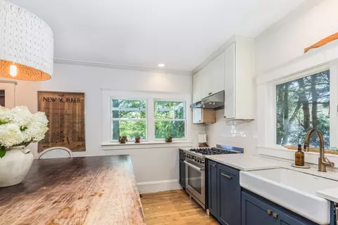 Kitchen - 475 Sagamore Rd, Rye, NH 03870 photo 2 of 4