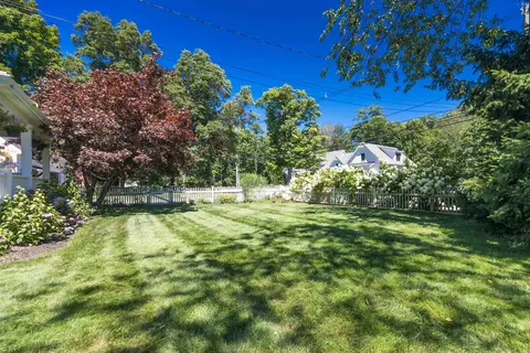 Exterior - 475 Sagamore Rd, Rye, NH 03870 photo 6 of 14