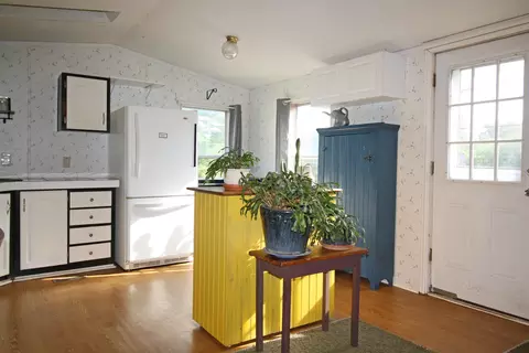 41 Maple St, Brandon, VT 05733 photo 9