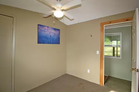 41 Maple St, Brandon, VT 05733 photo 17