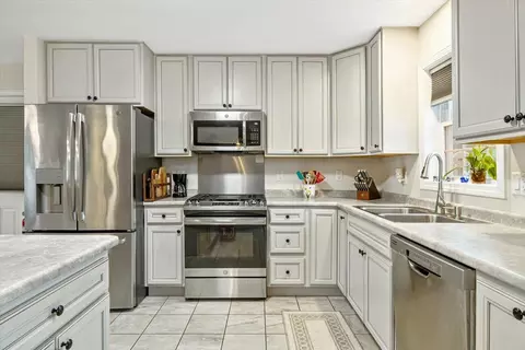 Kitchen - 38 Boone Dr, Highgate, VT 05459 photo 4 of 4