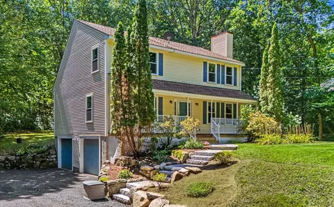 6 Mosher Dr, Brookline, NH 03033