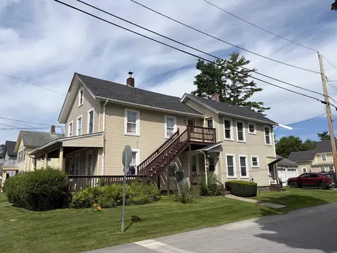 75 North St, Rutland, VT 05701