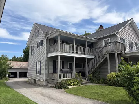 73 Crescent St, Rutland, VT 05701