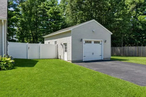 Exterior - 6 Putney Ave, Concord, NH 03301 photo 11 of 17