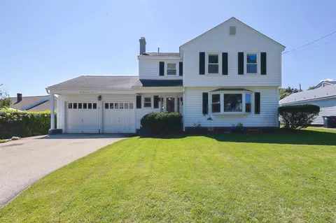 110 Blossom St, Nashua, NH 03060