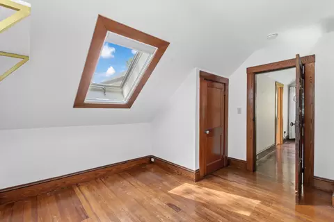 Entry Way - 32 Alice Ave, Hooksett, NH 03106 photo 5 of 5