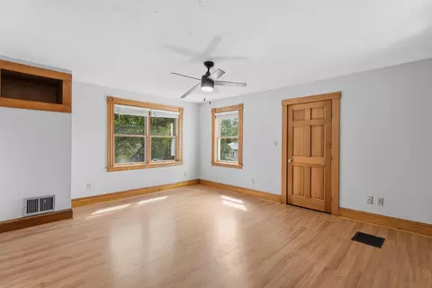 Living - 32 Alice Ave, Hooksett, NH 03106 photo 5 of 7