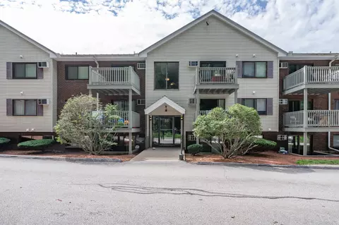 33 Andrew St #15, Manchester, NH 03104