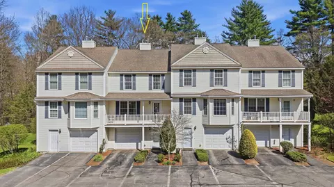 21 Mulberry Ln, Amherst, NH 03031