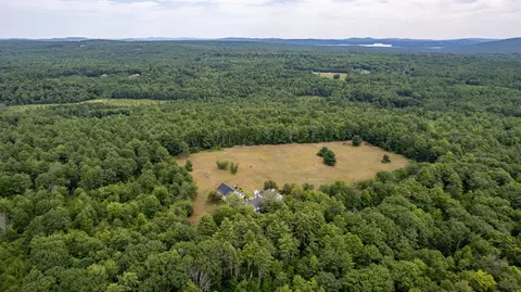 84 Clark Rd, Brookfield, NH 03872