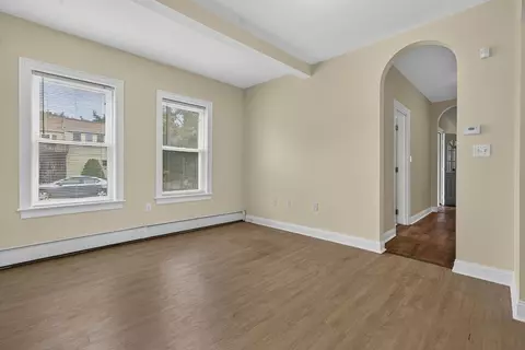 Living - 106 W Broadway, Derry, NH 03038 photo 9 of 9