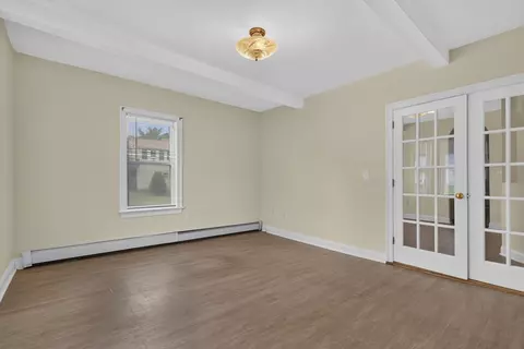 Living - 106 W Broadway, Derry, NH 03038 photo 1 of 9