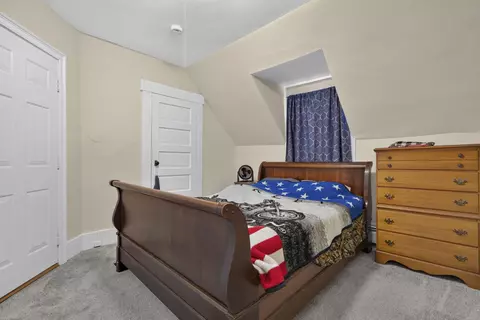 Bedroom - 106 W Broadway, Derry, NH 03038 photo 4 of 4