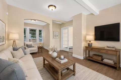 Living - 106 W Broadway, Derry, NH 03038 photo 5 of 9