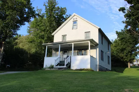 96 Prospect St, Wallingford, VT 05773