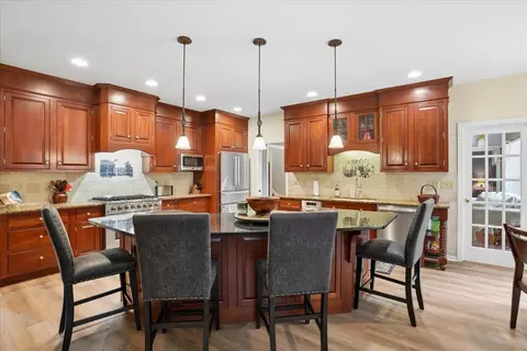Kitchen - 13 Post Rd, Hooksett, NH 03106 photo 2 of 6