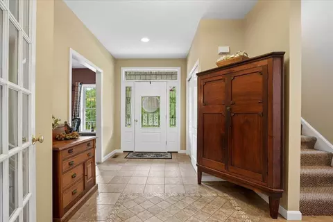 Entry Way - 13 Post Rd, Hooksett, NH 03106 photo 1 of 2