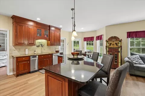 Kitchen - 13 Post Rd, Hooksett, NH 03106 photo 1 of 6