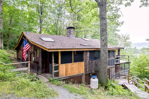 66 White Birch Pt, Antrim, NH 03440