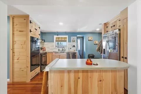 Kitchen - 236 Baker St, Alburgh, VT 05440 photo 1 of 2