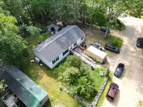 44 Bluebird Ln, Barrington, NH 03825