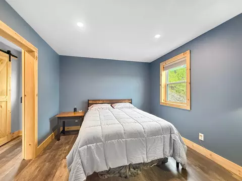 Bedroom - 6057 Vt Route 102, Canaan, VT 05903 photo 4 of 7