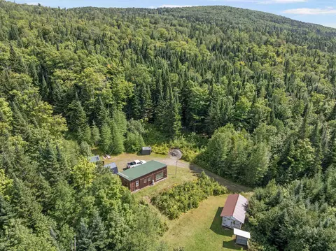 105 White Branch Rd #4, Pittsburg, NH 03592