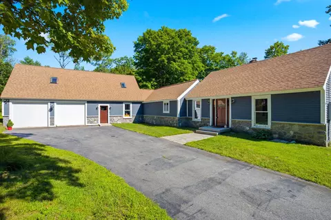 18 Last St, Andover, NH 03216