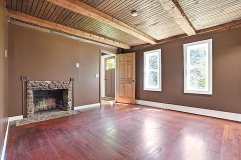 Living - 18 Last St, Andover, NH 03216 photo 1 of 4