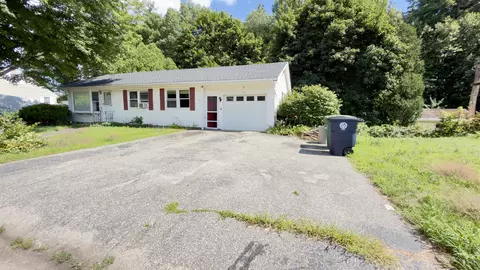 16 Marie Ave, Nashua, NH 03063