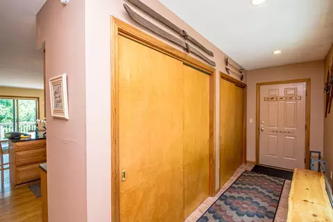 Entry Way - 29 Hemlock Hill Rd, Jackson, NH 03846 photo 2 of 2