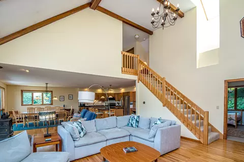 Living - 29 Hemlock Hill Rd, Jackson, NH 03846 photo 2 of 4