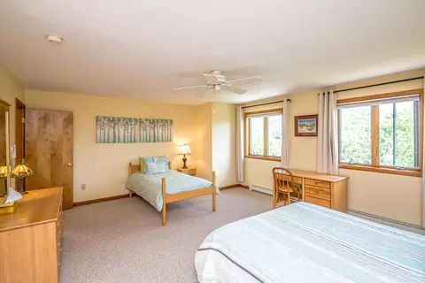 Bedroom - 29 Hemlock Hill Rd, Jackson, NH 03846 photo 4 of 7