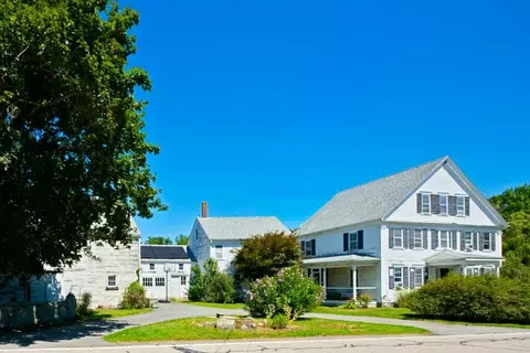 Exterior - 175 Washington Rd, Rye, NH 03870 photo 9 of 10